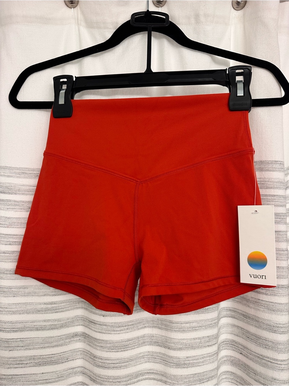 Vuori High-Waist Orange Performance Shorts